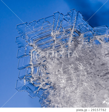 Natural ice crystals 29157782