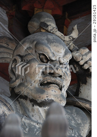 二王門の「仁王像」（仁和寺／京都府京都市右京区御室） 29161425