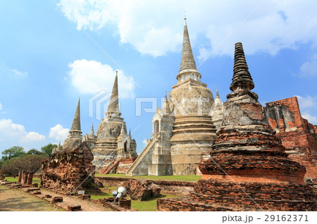 アユタヤ遺跡のワット・プラ・シー・サンペット 29162371