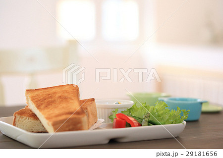 朝食 29181656