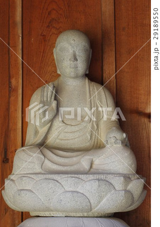 信州の文化財 名工 守屋貞治の石仏 延命地蔵菩薩像 正面(長野県塩尻市奈良井長泉寺) 信州の文化財 名工 守屋貞治の石仏 延命地蔵菩薩像 正面(長野県塩尻市奈良井長泉寺) 29189550
