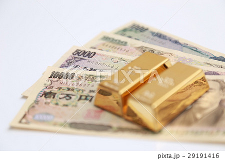 japanese money and gold bullion 29191416