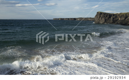 View on seashore of the Atlantic ocean, Iceland 29192934