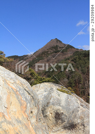 岩井堂観音山から望む虚空蔵山 29209984