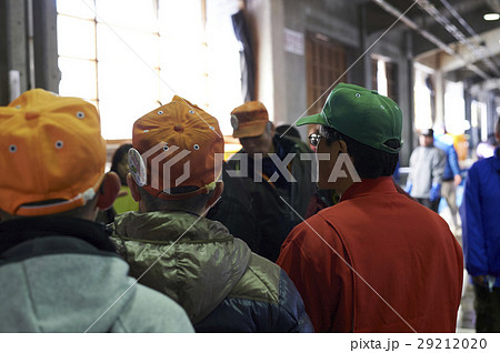 卸売市場　競り　水産 29212020