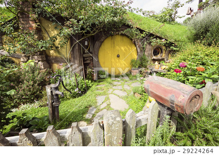 Hobbiton Village - The movie site Hobbiton Village - The movie site 29224264
