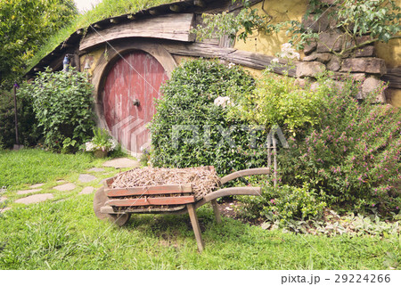 Hobbiton Village - The movie site 29224266