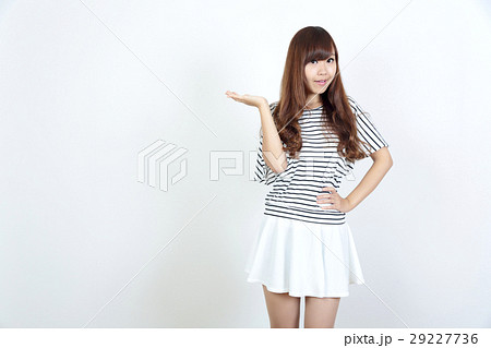 若い女性 ファッション ポートレート 若い女性 ファッション ポートレート 29227736