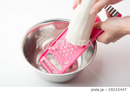 making daikon oroshi 29233447