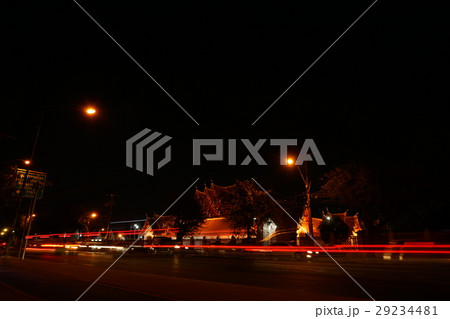 タイ国バンコク、大理石寺院「ワット・ベンチャマボーピット（Wat Benchamabophit）」 29234481