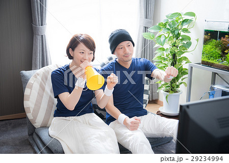 スポーツ観戦 カップル スポーツ観戦 カップル 29234994