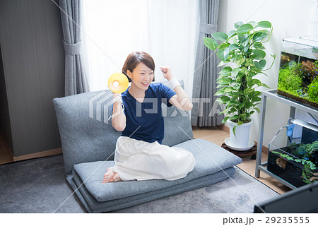 スポーツ観戦 女性 スポーツ観戦 女性 29235555