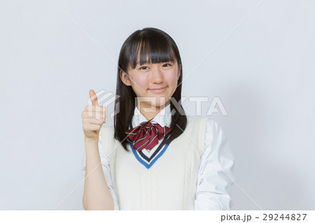 女子高生　サムズアップ 29244827