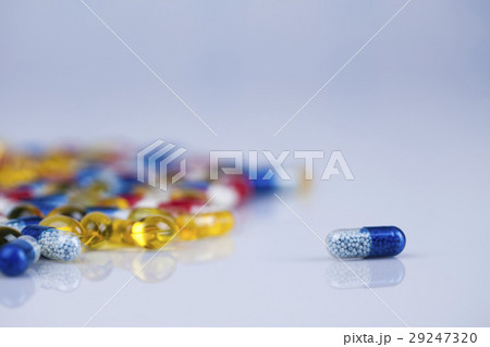 Medicine and healthy, Close up of capsules Medicine and healthy, Close up of capsules 29247320