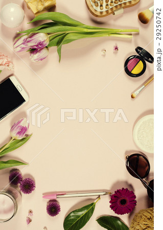 Creative beauty feminine arrangement 29250742