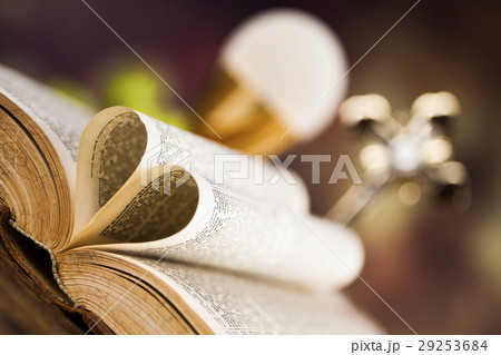 Eucharist symbol of bread and wine, chalice  29253684