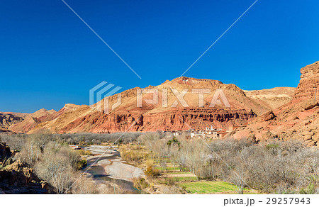Landscape of the Assif Mgoun Valley at Bou Tharar 29257943