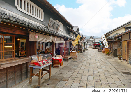 伊勢内宮前 おかげ横丁 三重県伊勢市宇治中之切町の写真素材 29261551 Pixta