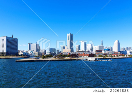 青空が広がるみなとみらい横浜 29265888