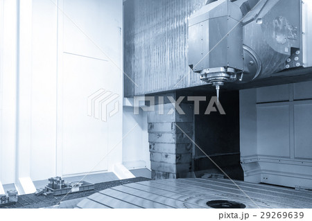 The large five axis CNC machine 29269639