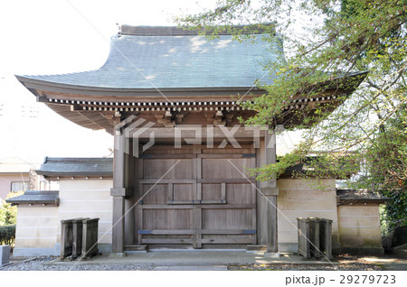 寺の山門 29279723