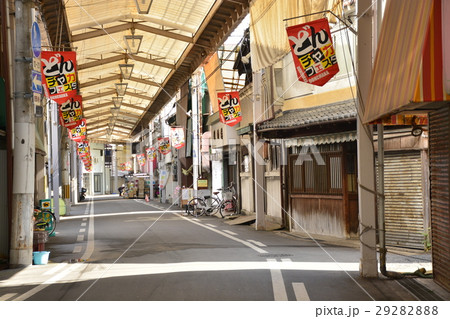 【大阪】岸和田駅前商店街の風景 29282888