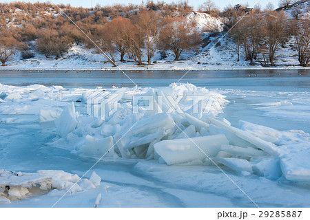 winter landscape in the frozen river Dniester 29285887