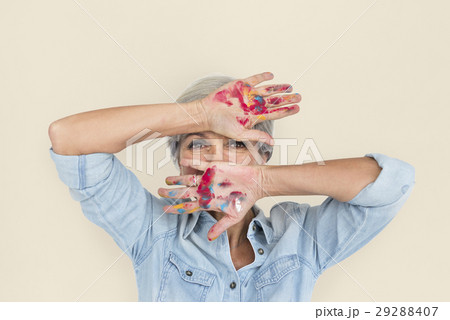 Senior Adult Woman Casual Arts Portrait 29288407