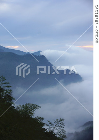 山背景 山の風景 うんかい 29291191