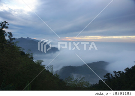 山背景 山の風景 うんかい 29291192