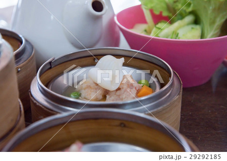 Dim sum Dim sum 29292185
