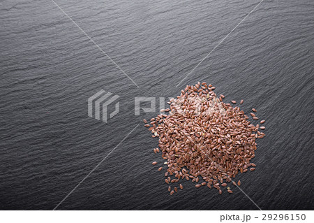 flax seeds background 29296150