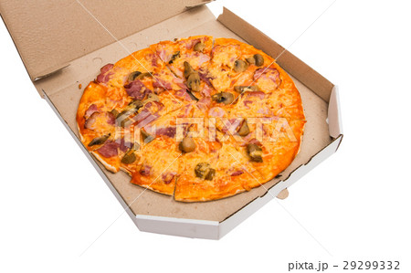 Pizza isolated 29299332