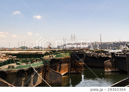 山下ふ頭と運材船 29303304