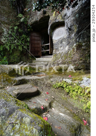 3月 鎌倉80海蔵寺の十六井戸 3月 鎌倉80海蔵寺の十六井戸 29304254