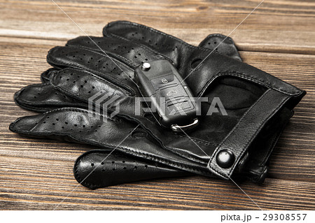 Car keys and driving gloves Car keys and driving gloves 29308557
