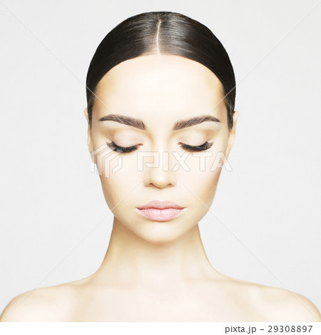 Pure beauty 29308897