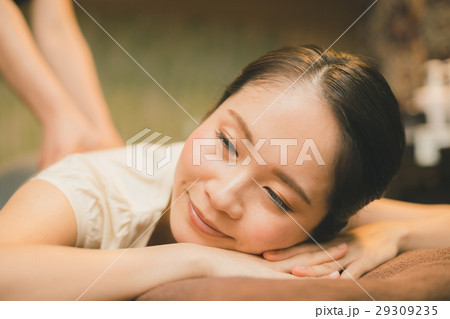 body care　撮影協力： 3BエステサロンLuki'A（麻布十番） 29309235