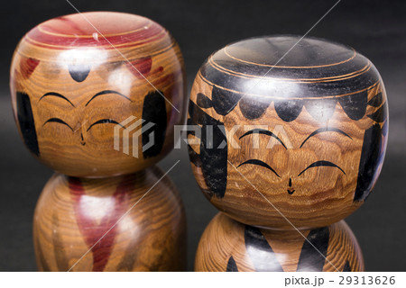 夫婦のこけし 29313626
