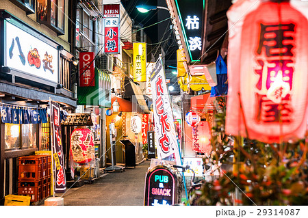 《東京都》赤羽・レトロな飲み屋が並ぶ風景 《東京都》赤羽・レトロな飲み屋が並ぶ風景 29314087