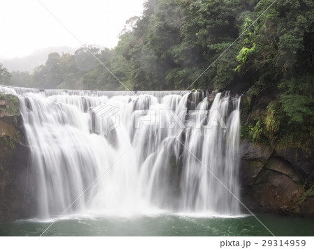 十分 滝 瀧 29314959