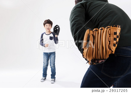 ファミリー　父子　少年 29317205