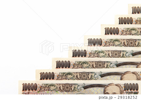 階段状に並べた一万円札　日本円 29318252