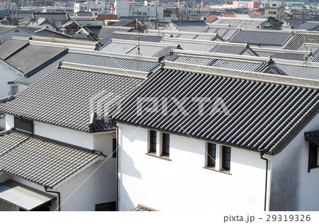白壁の町柳井の家々の屋根 白壁の町柳井の家々の屋根 29319326