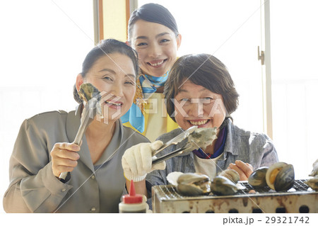 海鮮レストラン ツアー客 海鮮レストラン ツアー客 29321742