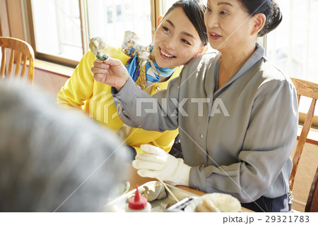 海鮮レストラン ツアー客 海鮮レストラン ツアー客 29321783