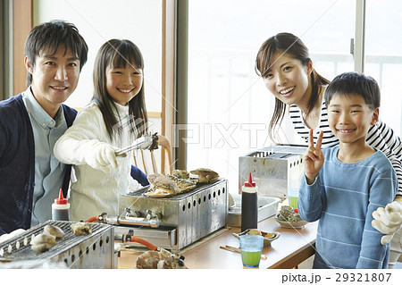 海鮮レストラン　ツアー客 29321807
