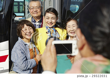 バスツアー　バス　シニア 29322031