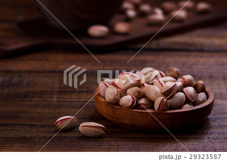 Shelled pistachio nuts 29323587