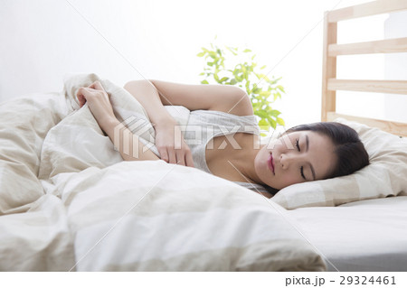 女性のポートレート 29324461